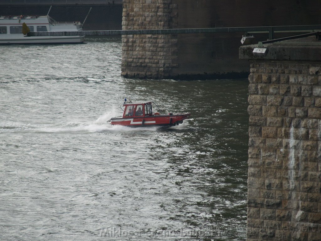 Uebungsfahrt Loeschboot und Ursula P15.JPG